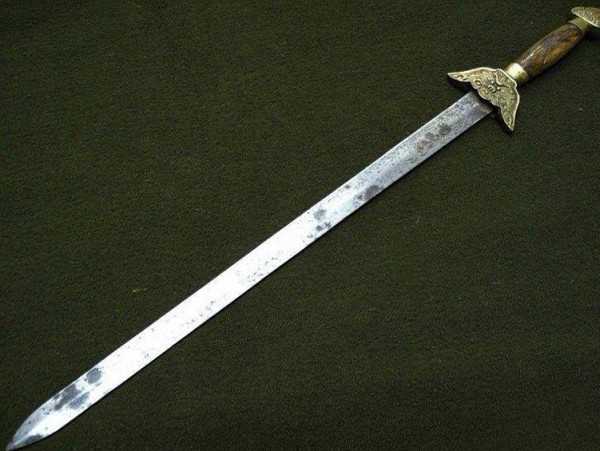 双刃是什么武器(双刃指的是什么)-第6张图片-文史 双刃是什么武器(双刃指的是什么)-第6张图片-文史