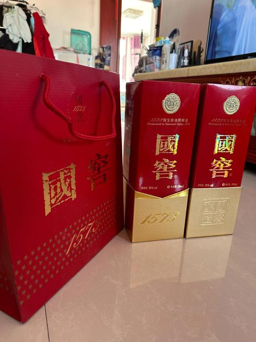 极品1573多少钱一瓶,1573鉴赏级酒品费用表-第3张图片-文史 极品1573多少钱一瓶,1573鉴赏级酒品费用表-第3张图片-文史